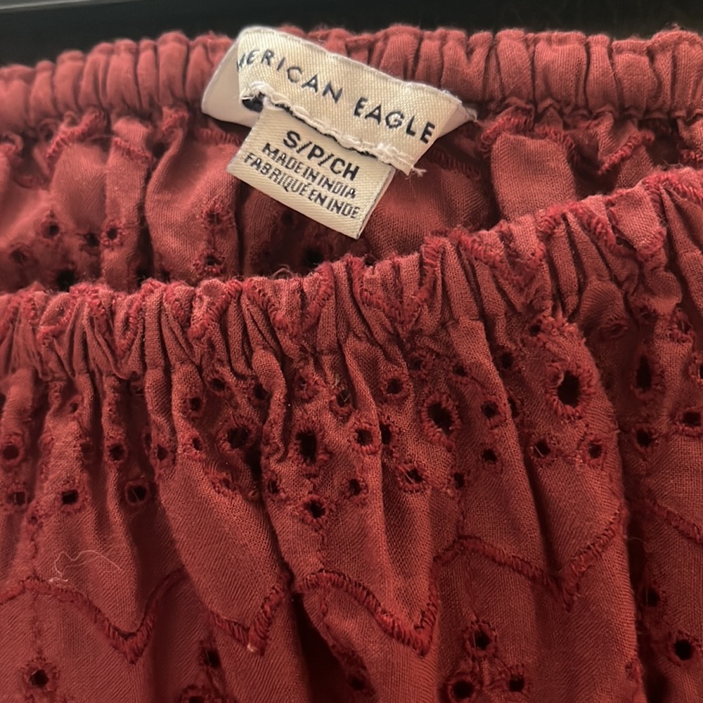 American Eagle Ruffle Crop Top - Picture 3 of 4
